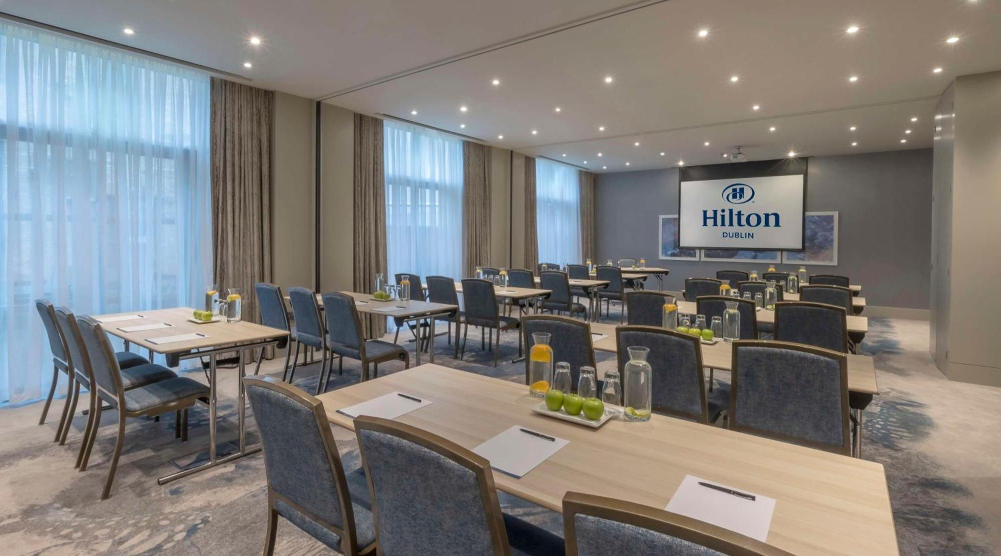 Hotel Hilton Dublino Esterno foto